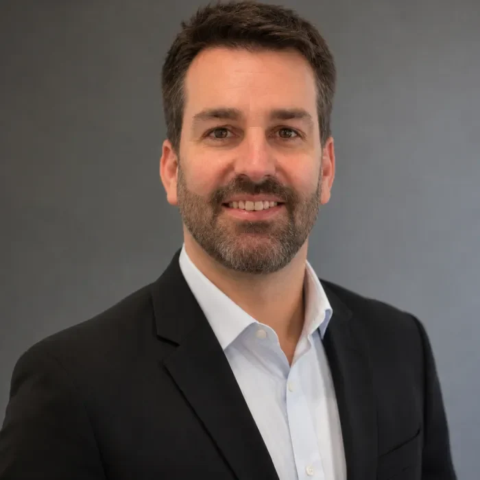 Chiropractor Louisville KY Dr. Derek Schroering